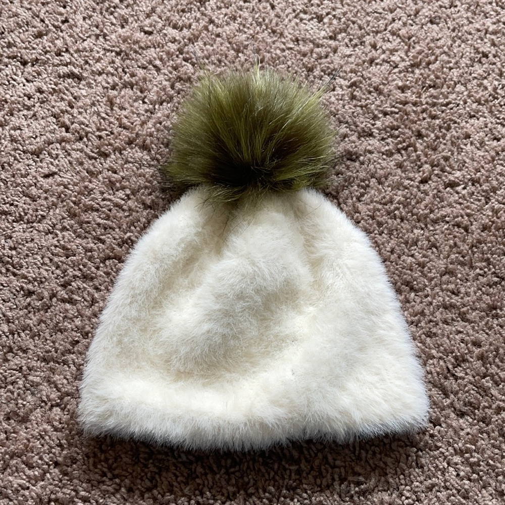 Anthropologie Pom Beanie